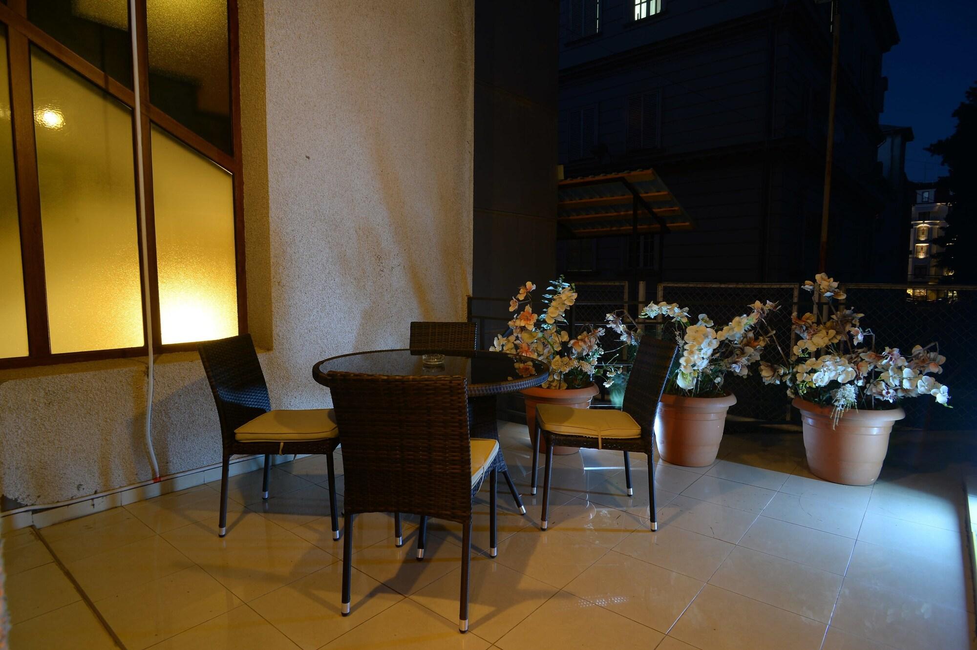 Coral Boutique Hotel Tbilisi Eksteriør bilde